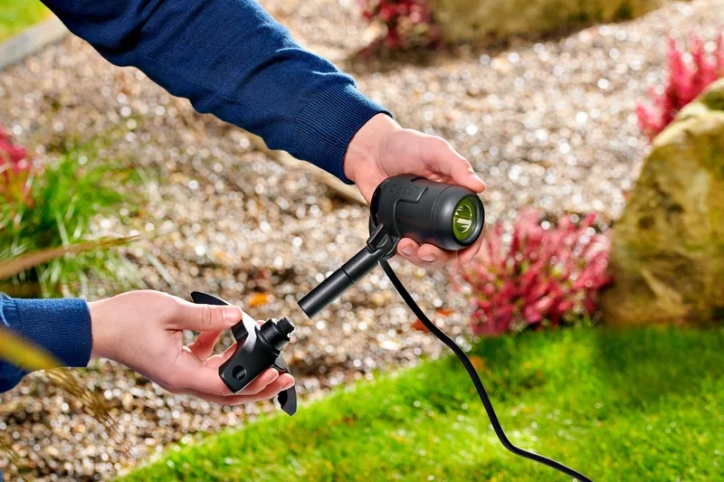 Slik setter du LunAqua Connect S Solo på foten