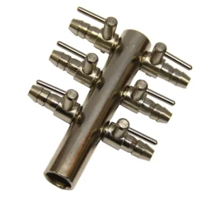 AquaForte manifold 6-port i forkrommet messing med seks kraner