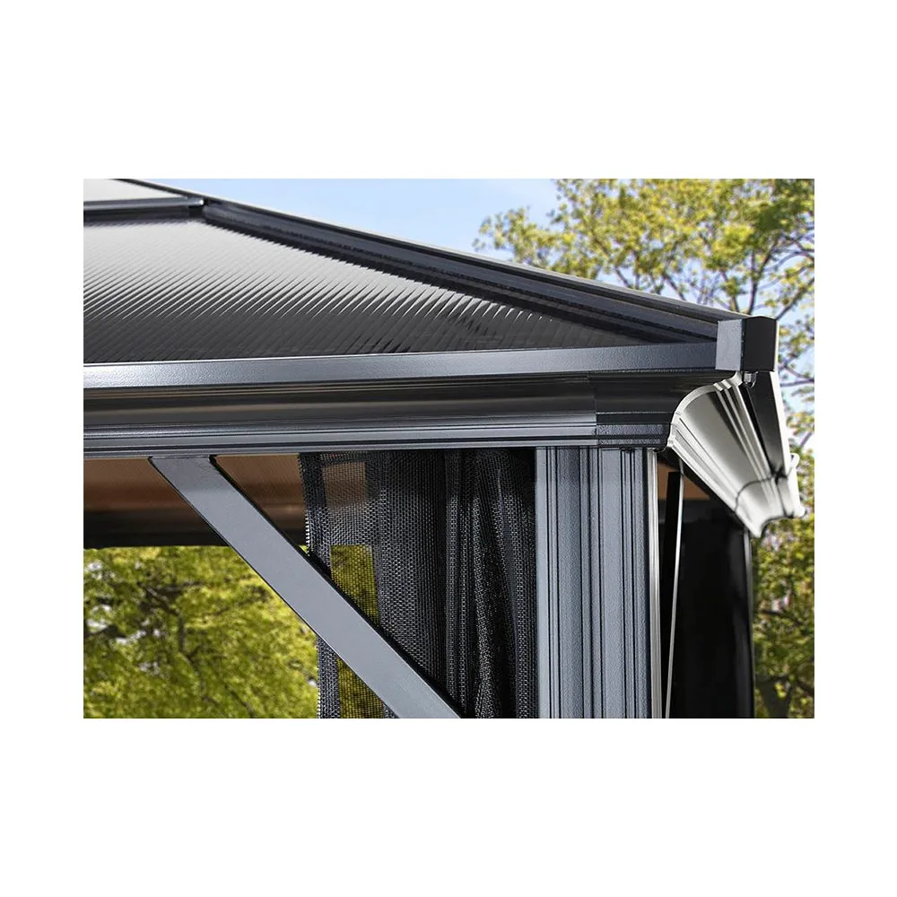 Meridien pergola tett på takrenne nettingvegg og beslag