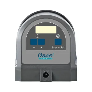 OASE FishGuard fôrautomat sett forfra med LCD og matbeholder