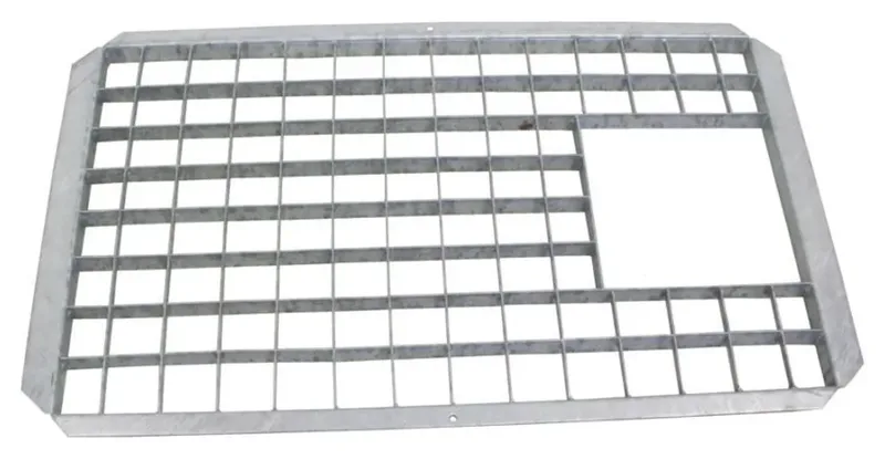 Galvanisert stålrist 71,5 × 41,5 cm med åpning til pumpen